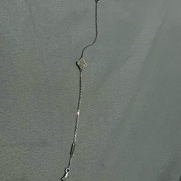 18K Gold Diamond Station Bracelet - Picture 3 of 4